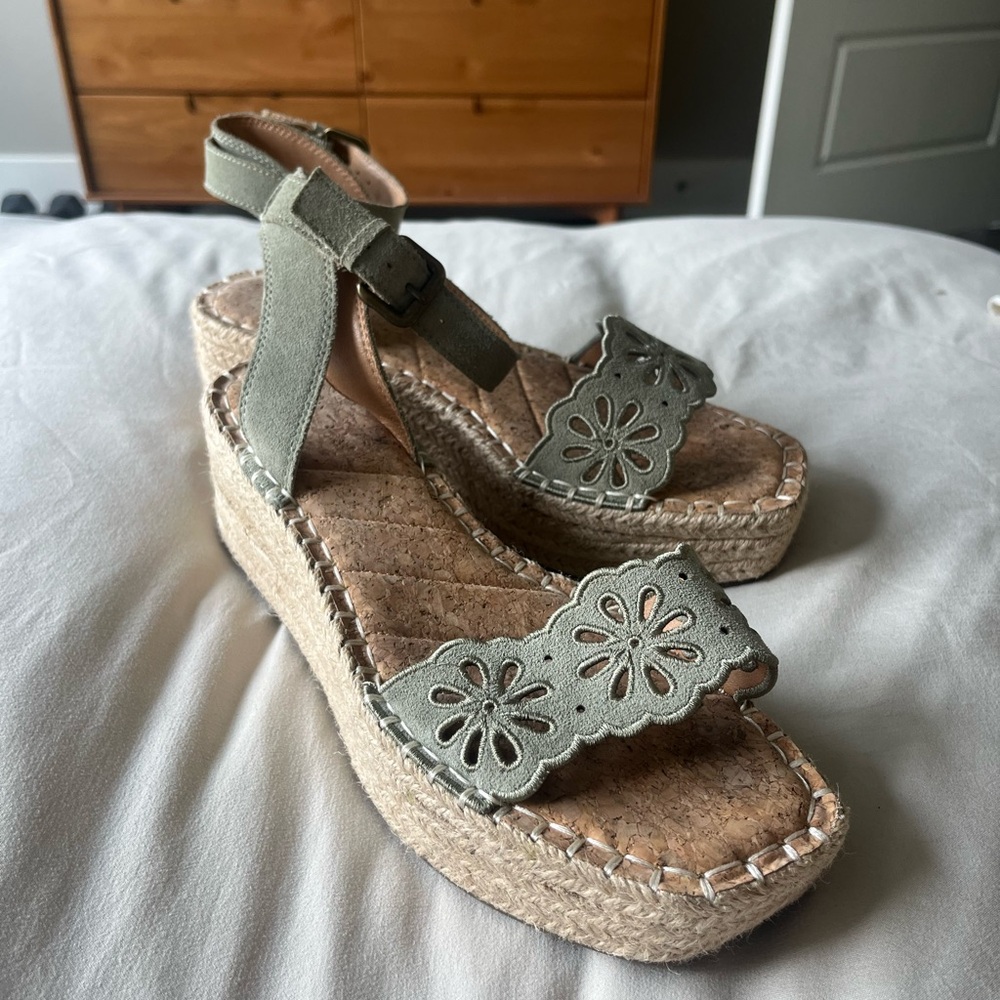 Genuine leather platform sandals